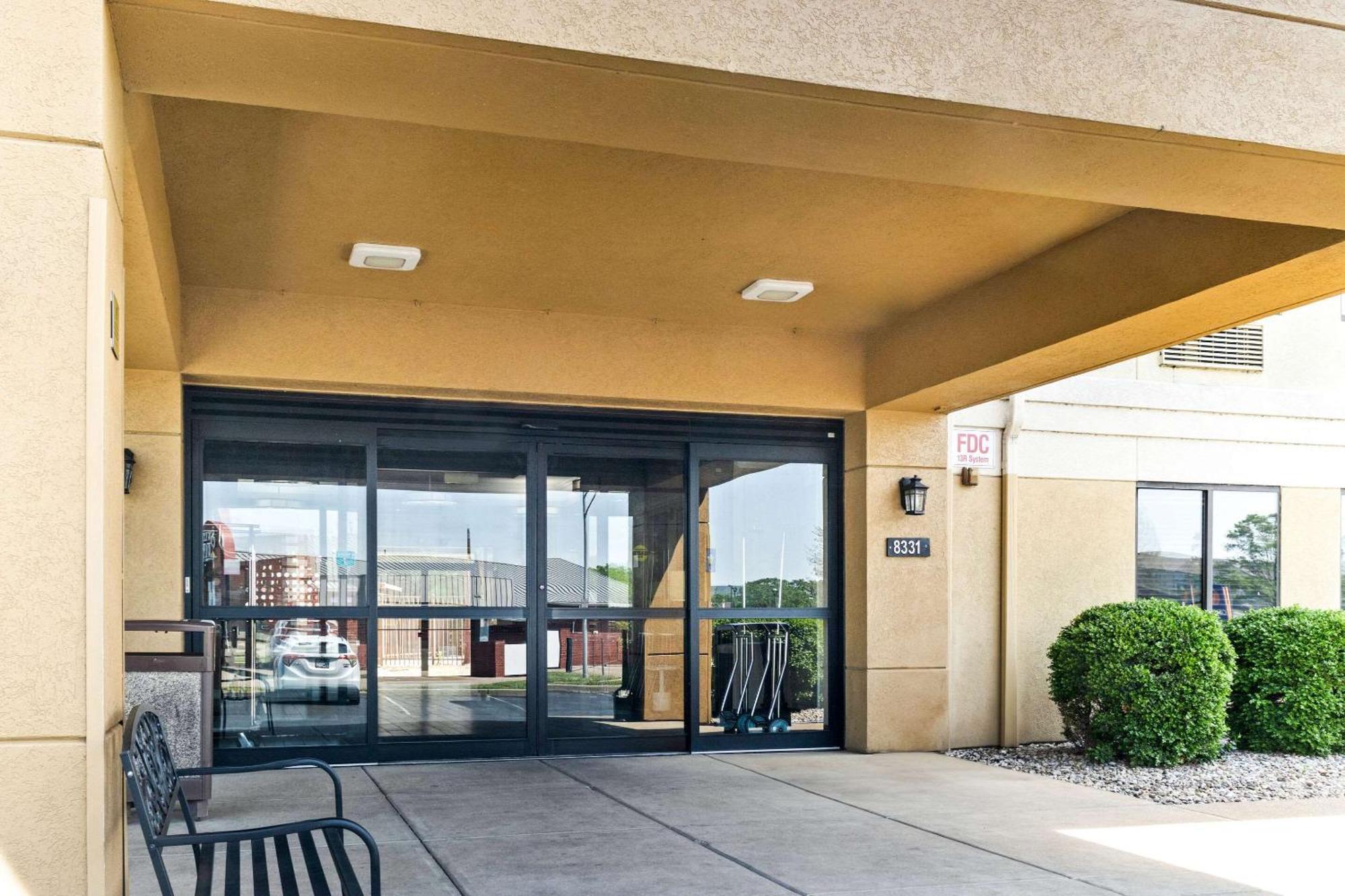 Comfort Inn Evansville East Εξωτερικό φωτογραφία